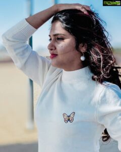Gayathri Suresh Instagram - PC: @shihab_ongallur 
#Abhirami#shootmode#Dubailife#farmhouse