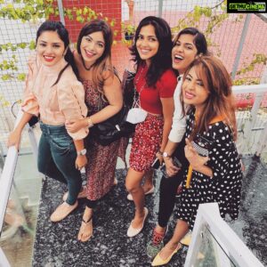 Gayathri Suresh Instagram - My G-Gang😍❤️💝 @amalapaul @babygirl.forever_ @shiyaabhishek @caspiannie