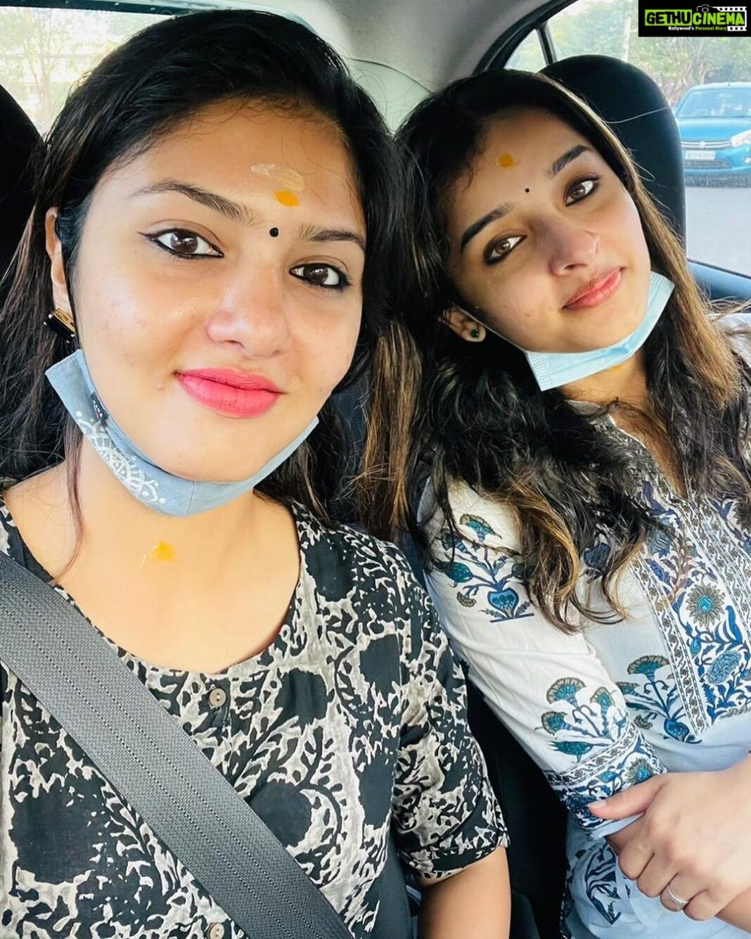 Gayathri Suresh Instagram - Happy Birthday Best Friend, Cousin, Soul Sister, My Laughing Partner, My Travel Companion and what not ❤️. Happy Birthday @sowmyamenon_ 💝💕