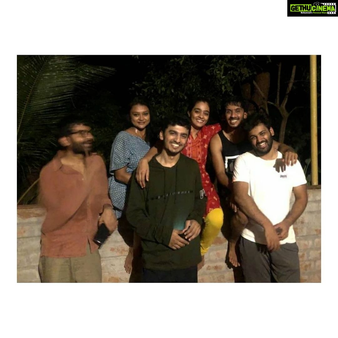 Gayathrie Instagram - "When the student is ready, the teacher will appear." @adishaktitheatre has given me the best teachers! Taking back teachings and memories for a lifetime! π Thank you for the intense and amazing 10 days! @vkvinayadishakti @nimmyraphel @airwindrain @ashiqasal #suraj #meethu