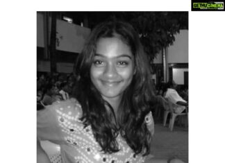 Gayathrie Instagram - Evolution of me featuring genetics, my real smile and a cameo from my unsuspecting cuz @skrishnone 😛 . . . #Throwback #thenvsnow #transition #smile #gayathrieshankar