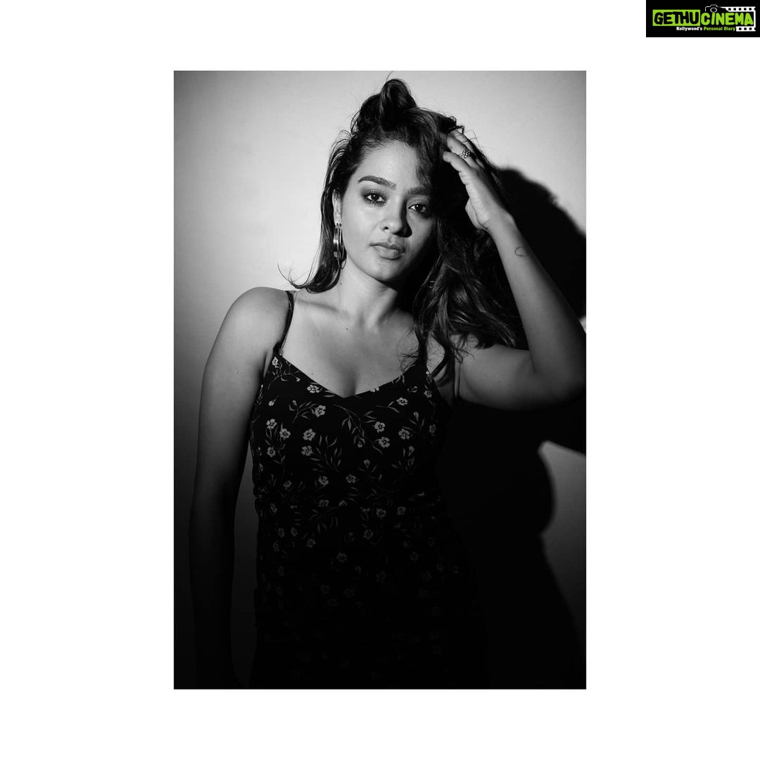 Gayathrie Instagram - 📸 - @vigneshwaranbupathy