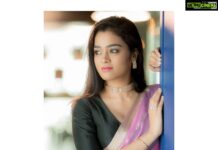 Gayathrie Instagram - Not a Diwali post 😝 . . . . . Outfit - @zol_studio 📸 - @camerasenthil Location - @somersetchennai Somerset Greenways Chennai