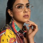 Genelia D'Souza Instagram - “Count your rainbows, not your thunderstorms” Outfit - @advait_in Jewellery- @abhilasha_pret_jewelry Glasses - @rosvinbugs Shoes - @aldo_shoes Makeup - @beautybyaudreysangma Hair - @aanupa128 Styled by - @who_wore_what_when Photography- @kvinayak11