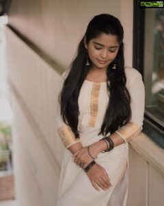 Gouri G Kishan Instagram - The simpler and more natural it is, the harder it seems 🍀

Courtesy - @vasanthphotography
