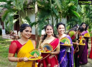 Gouri G Kishan Instagram - A whole lot of laughter, love, fun, catch ups, great company, a few happy tears and a lot of posing for photographs = Wedding Szn What’s not to love? 💁🏻‍♀️ Allapey,Kerala