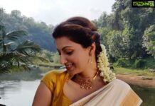 Hamsa Nandini Instagram - Another year and am sending out the exact same message. Stay safe people. The second wave is ferocious. Urge you all to be extra precautions this time 🙏. Hoping this new year brings us all good health. Happy Gudi Padwa and Ugadi. . #swanstories