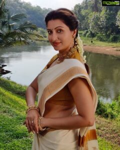 Hamsa Nandini Instagram - Another year and am sending out the exact same message. Stay safe people. The second wave is ferocious. Urge you all to be extra precautions this time 🙏. Hoping this new year brings us all good health. Happy Gudi Padwa and Ugadi.
.
#swanstories