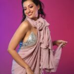 Hamsa Nandini Instagram - Love how versatile sarees can get!🧁 . #fusionwear #swanstories