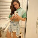 Hansika Motwani Instagram – 🤳