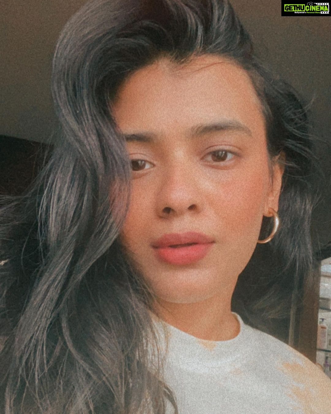 Hebah Patel - 56K Likes - Thank god it was Friday! #photodump