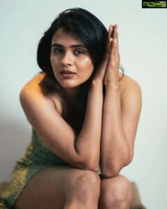 Hebah Patel Instagram - Show some….. Hide some!!! #goodpicture
