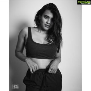 Hebah Patel Instagram - Monochrome series! 📸: @the_pixel_farmer