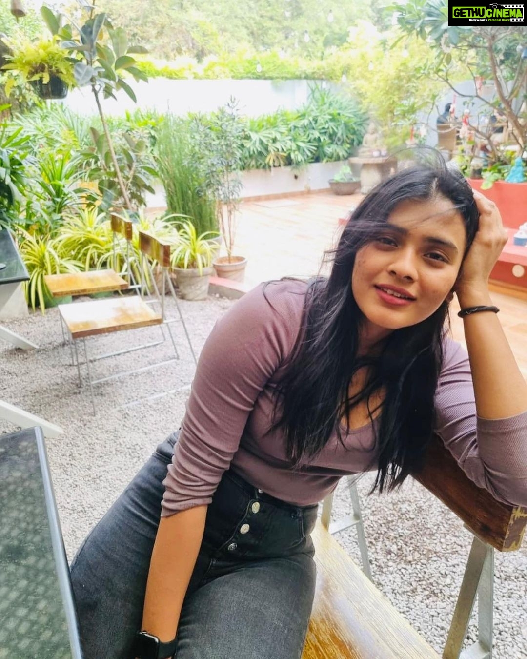 Hebah Patel - 88K Likes - Happiness is a state of food!! #jummahmubarak 📸: @adith_officiall
