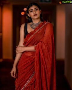 Hebah Patel Instagram - #foreverlater 👗: @officialanahita @devyanimehrotraofficial @amari.jewellery 💄: @styliciousbysam @gulzarrwalaani 📸: @charanpallatiphotography