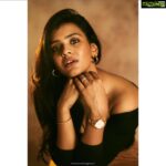 Hebah Patel Instagram – This minimalist timepiece from @danielwellington is my latest obsession. Don’t forget you can get 15% off at checkout with my code DWXHEBAH on danielwellington.com #danielwellington #iconiclink