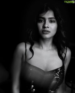 Hebah Patel Instagram - The next one turned out to be even better! 📸: @josephradhik