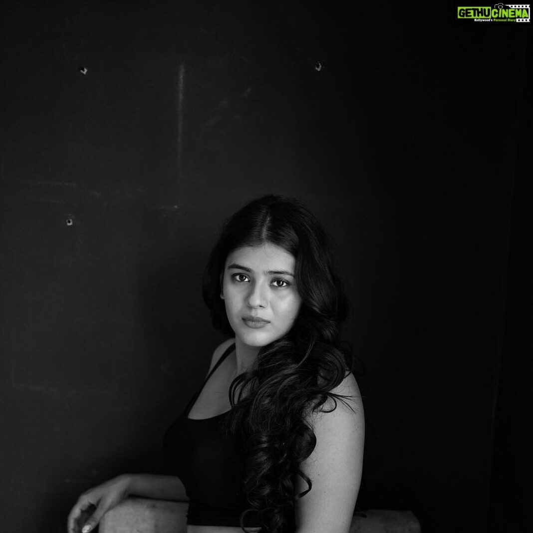 Hebah Patel Instagram - Let’s make this the last of 2021!! To a better/brighter/lighter 2022 🧡 Hyderabad