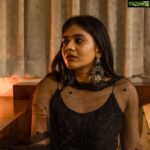 Hebah Patel Instagram – Looking at this year go by!! #endgame