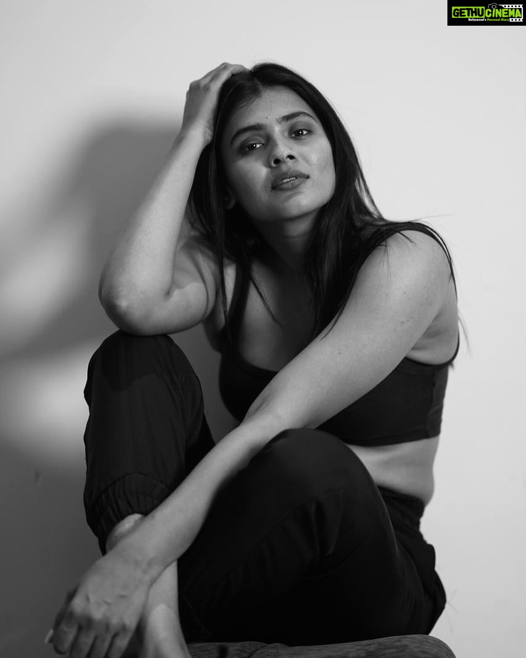 Hebah Patel - 66.6K Likes - Casually lazing and posing. #goodtimes