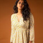 Hebah Patel Instagram - Styled by @officialanahita Outfit: @notchabovecreations Pic: @chinthuu_klicks Hyderabad