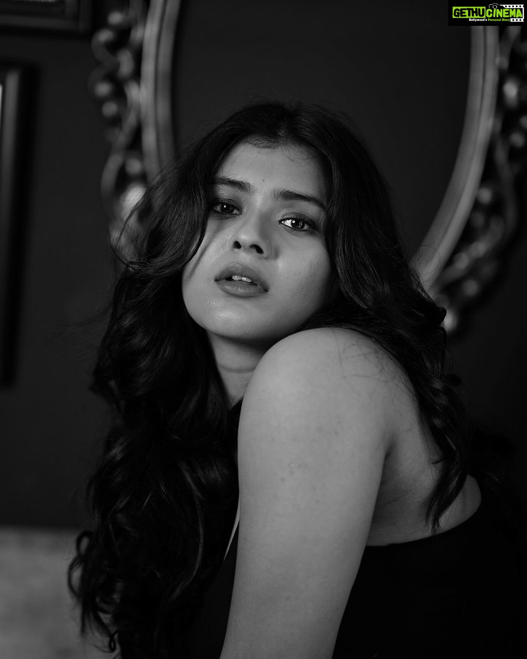Hebah Patel - 86.3K Likes - Last of this bunch. #nownomore
