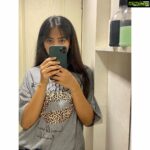 Helly Shah Instagram - 🪞🤳🏻