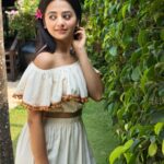 Helly Shah Instagram - 🌺