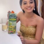 Helly Shah Instagram - #MorningMotivation: I love winters, warm & cozy beds, muflers, jackets. & you just cannot get out of bed. My mornings usually start with two things: Bring in some positvity & a glass full of juice. Not just any ordinary juice but the one with Amla, Giloy & Neem/tulsi. You got to be ready to face some serious stuff across the day. With weather change, all the more important to keep the jack up your immunity. Time to know about these juices. Here you go. Dabur Amla Juice & Dabur Amla Giloy Neem Tulsi Juice. My #DailyDoseOfImmunity with Dabur Health Juices. It not only keeps me immune to face the world in these pandemic times but also helps reduce stress and fatigue which are regarded as main root cause of all lifestyle disorders. 10-20 ml of Dabur Health Juices everyday can be a source of good health for you and your family. Cheerio!!!! @daburhealthjuices