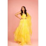 Helly Shah Instagram - This Festive Season, I thought why not create a Princess vibe for you guys and paint the town in Yellow..! SHOP NOW..! Dm @fomo_thelabel for any customisation and shopping..! . Self Love’20 . . 📸 - @aashkapatelphotographyy 💥 . . . . . . #hellyshah#festivecollection#fashion#fomo#fomokolkata#diwali#selflove#2020