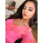 Helly Shah Instagram - 🌸🌸🌸