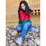 Helly Shah Instagram – Cold , cozy weather .
Snuggling in a soft , warm sweater .
In the perfect Sun , wish I had some Hot chocolate and a bun 😌😋.
@deserttulipjaisalmer Desert Tulip Jaisalmer