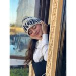 Helly Shah Instagram - Goofing around from the window of my room and soaking in some sunshine in this beautiful chilly weather at @deserttulipjaisalmer 😍☺️. . . #winter #jaisalmer #getaway . . . 📸 Efforts taken by @vidhiipandya 🤓 Desert Tulip Jaisalmer