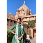 Helly Shah Instagram - Just some usual touristy thing ! 🙂🙃🙂. . . #jodhpur #ethnic #travelphotography #wander