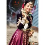 Helly Shah Instagram – Same pose different angles 🤷🏼‍♀️.
.
.
#saltanat #nikaahready #contemporary #royal ❤️🥰