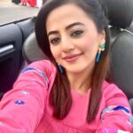 Helly Shah Instagram - Hey there 😇