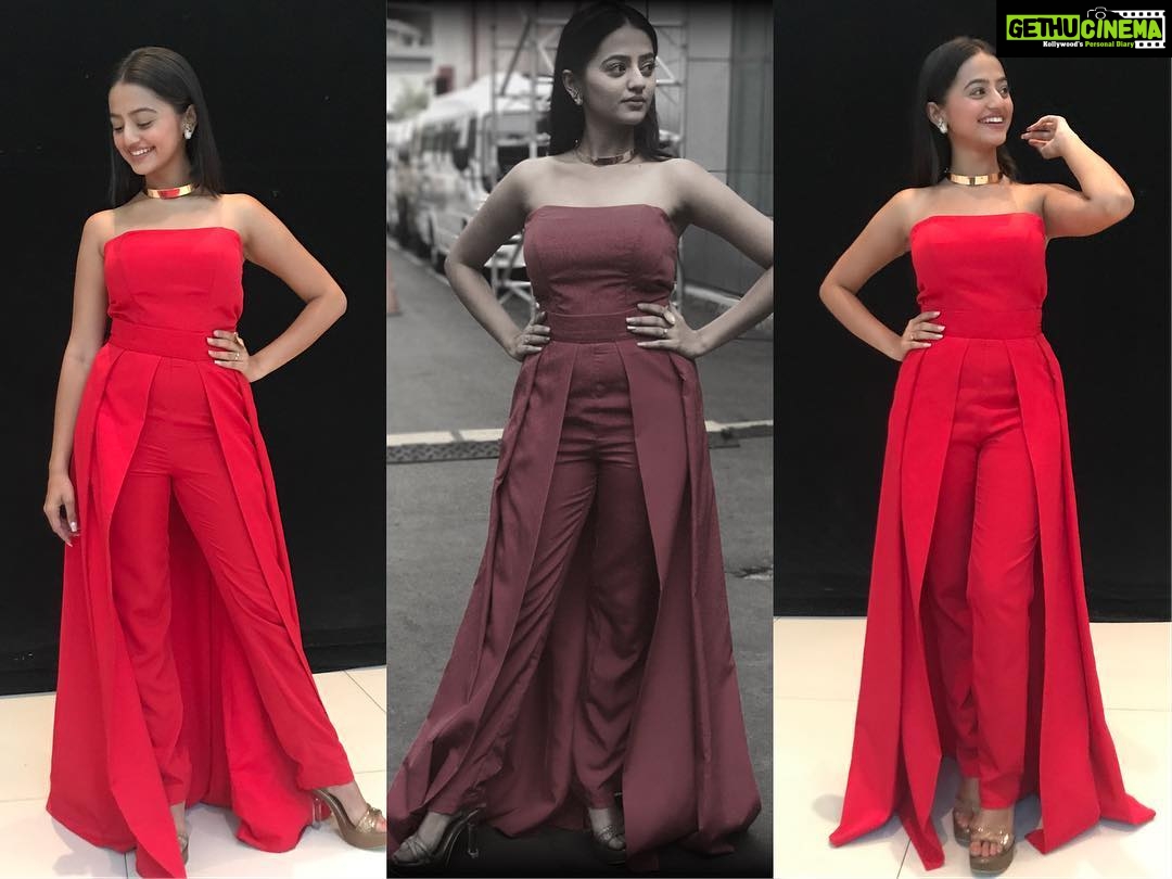 Helly Shah Instagram - Tried something different this time and it was definitely a hit 😍 Also , this outfit was specially chosen bcoz of a lottt of requests sent to my stylist @stylist_hemu to make me wear RED ❤️ nd @stylist_hemu I loveeeeee loveeee it 😘 Styled by @stylist_hemu #teamhemu Outfit by @richa_r29 @style__inn Choker & earing by @bellofox Ring by @hyperbole_accessories Heels by @mochishoesin Jakarta, Indonesia