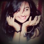 Helly Shah Instagram – A day without LAUGHTER is a day wasted ☺️❤️😁