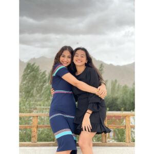 Helly Shah Instagram - ❤️🧿@vidhiipandya Leh, India