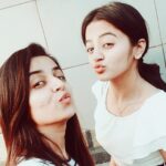 Helly Shah Instagram – Happpppieeee happpppieeee birthdayyyyyyyy Bhaviiii😘😘😘😘😘 Meet me sooooooon 💃🏻😁 Have a rocking bday😍❤️