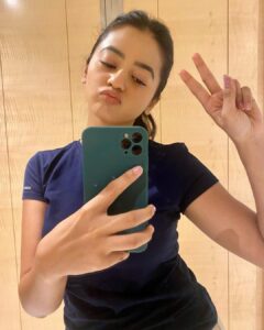 Helly Shah Instagram - ✌🏻