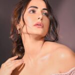 Hina Khan Instagram -