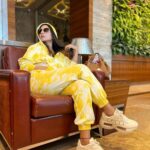 Hina Khan Instagram - I googled my symptoms, turns out I need a vacation 🙃 #WanderLust #Travel #NewDestination #Throwback