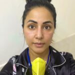 Hina Khan Instagram - Harsh Reality : These days life and insta both are mostly about nice pictures with lovely visuals..but when it’s 2020x2(2022) I guess the reality is twice as difficult as 2020.. When everyone in the family tests positive for covid and you are the only negative in the house, you have to gear up with masks and sanitisers 24x7 and look after the entire family..safe to say there will be marks behind .. just like the ones I got after wearing my masks 24/7 But as they say when life presents itself as an obstacle course .. become a ninja warrior.. or atleast try.. And this post is to tell you that trying is enough.. it gets you to the other side just fine.. Let us all try and fight it again .. with scars and battle marks .. just like a warrior.. This too shall pass and remember when Life gives you lemons make a bloody lemonade 🍹 P.S- #BathroomSelfie 😜 #NinjaWarrior #FighterForReal #RealityIsHarsh #DoubleMaskUp #MaskIsYourShield #sherrkhanisback #InspireYourselfToInspireOthers #DaddysStrongGirl