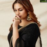 Huma Qureshi Instagram - Dard-E-Dil Dard-E-Jigar (दर्द-ए-दिल) #music #mind #mood #black #vibes #indian #wear Outfit - @mintblushdesigns Jewellery- @razwada.jewels Makeup - @krisann.figueiredo.mua Hair - @rakshandairanimakeupandhair Styled by - @who_wore_what_when Photography- @mayur_butwani