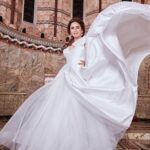 Huma Qureshi Instagram – Kiska hai tumko intezaar?? #love #glam #white #wedding #mood 
Editor-In-Chief: Sonia Ullah @sonia_ullah
Creative Director: Manni Sahota @mannisahota_
Fashion Editor: Vikas Rattu @vikas_r
Makeup: Ajay Vishwasrao @ajayvrao721 
Hair: Susan Emmanuel @susanemmanuelhairstylist
Photography: Zuzia Zawada @zuziazawada
Location: Fitzrovia Chapel @fitzroviachapel
Artist Management Agency: @hypenq_pr

@VeraWang @Verwangbride @LavelleBridalCouture