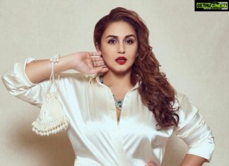 Huma Qureshi Instagram - Ivory Mood continues… who said weddings are loud in India ?? 😜 Outfit - @bennusehgallofficial Jewellery - @anayah_jewellery Bag - @aanchalsayal Shoes - @louboutinworld Hair - @susanemmanuelhairstylist Make up - @ajayvrao721 Styling - @who_wore_what_when Photography - @chandrahas_prabhu