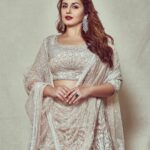 Huma Qureshi Instagram – Scenes from a wedding … #ivory #dreams #sparkles #love #wedding 

Lehenga – @falgunishanepeacockindia 
Jewellery – @anayah_jewellery 
Bag – @astitchstory 
Hair – @susanemmanuelhairstylist 
Make up – @ajayvrao721 
Styling – @who_wore_what_when 
Photography – @chandrahas_prabhu