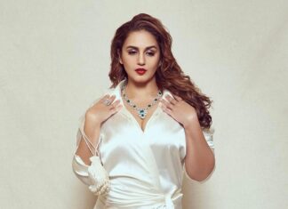 Huma Qureshi Instagram - Ivory Mood continues… who said weddings are loud in India ?? 😜 Outfit - @bennusehgallofficial Jewellery - @anayah_jewellery Bag - @aanchalsayal Shoes - @louboutinworld Hair - @susanemmanuelhairstylist Make up - @ajayvrao721 Styling - @who_wore_what_when Photography - @chandrahas_prabhu