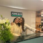 Huma Qureshi Instagram – What a fun day with my mummy @amiqurunisexsalon and all the lovely ladies !!! So so so proud of you and excited for your new endeavour!! Everything I am today is coz of you .. everything I have learnt is because of you . You are my shield you are my strength ! And you amaze me everyday … Age is no barrier to starting something new and taking risks.. Kudos to you mummaaaaa 🥰🥰🥰 love you always !!! #mummyisthebest @sabiaqureshi @rashisobtimakeup @ig_midgardian @sarahlxix @fatima_khanam